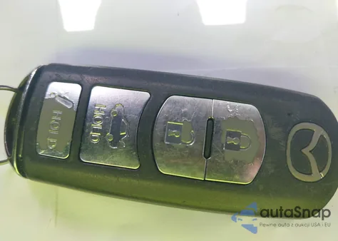 2016 Mazda Mazda3 S Touring из США, поврежденный, VIN JM1BM1W37G1297731